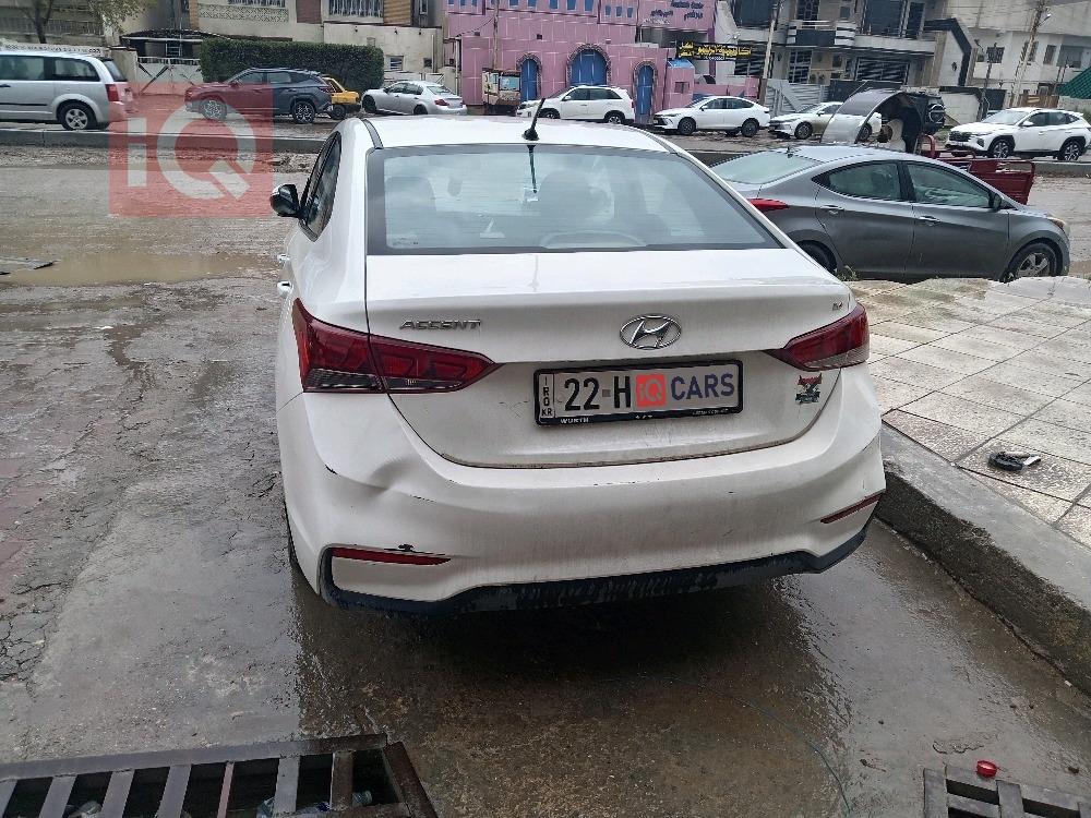 هیۆندای ئەکسنت